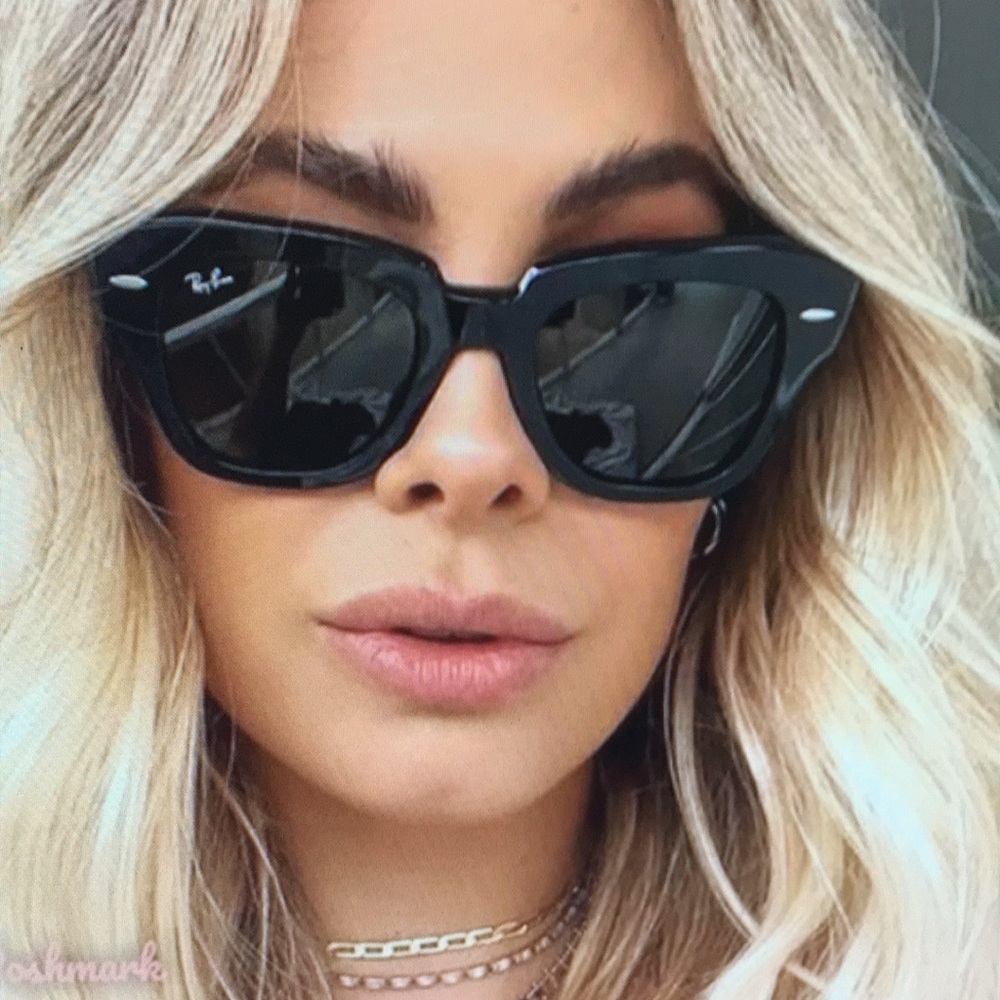 Ray-Ban Black Sunglasses for Women